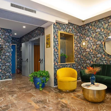 Hotel Bloom Rome