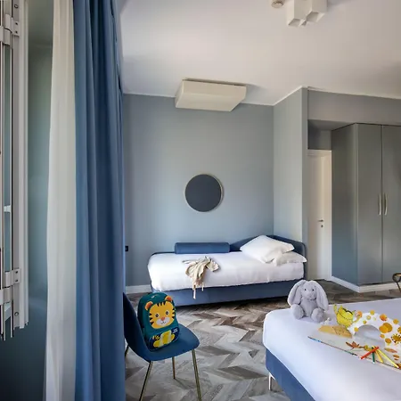 Bloom Hotel 3*