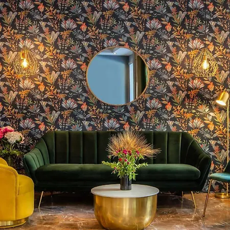 Bloom Hotel Rome