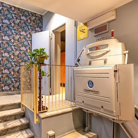 Hotel Bloom Rome
