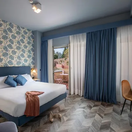 Bloom 3* Rome