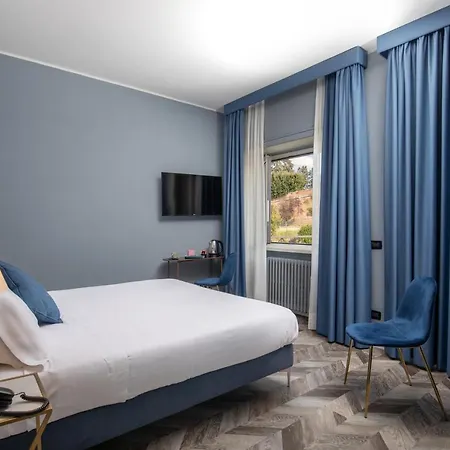 Bloom Hotel